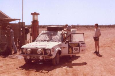 London_Sydney1977_2.jpg