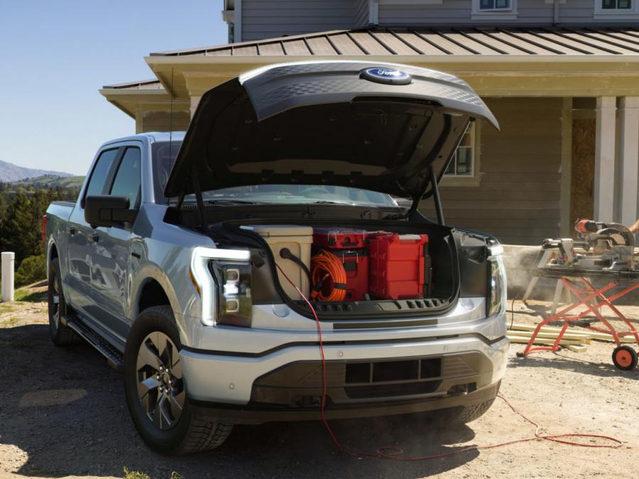 2022_ford_f_150_lightning.jpg