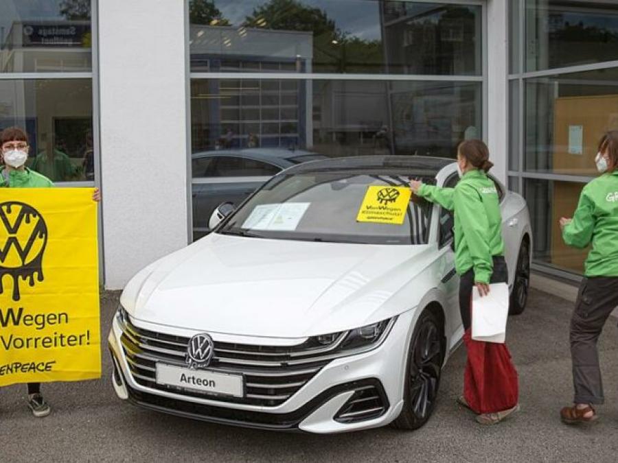 Greenpeace_vw.jpg