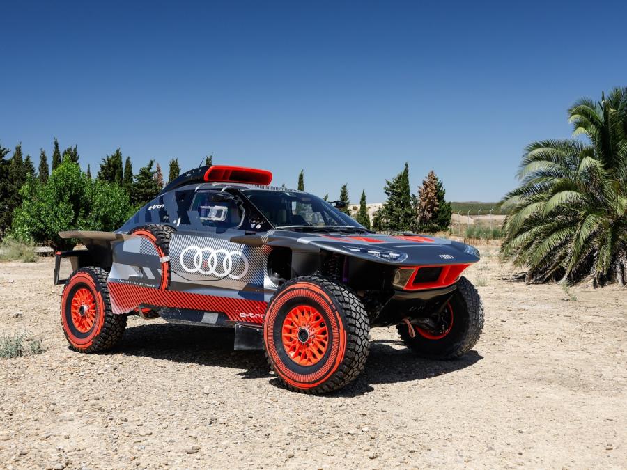 audi_q_tron1.jpg